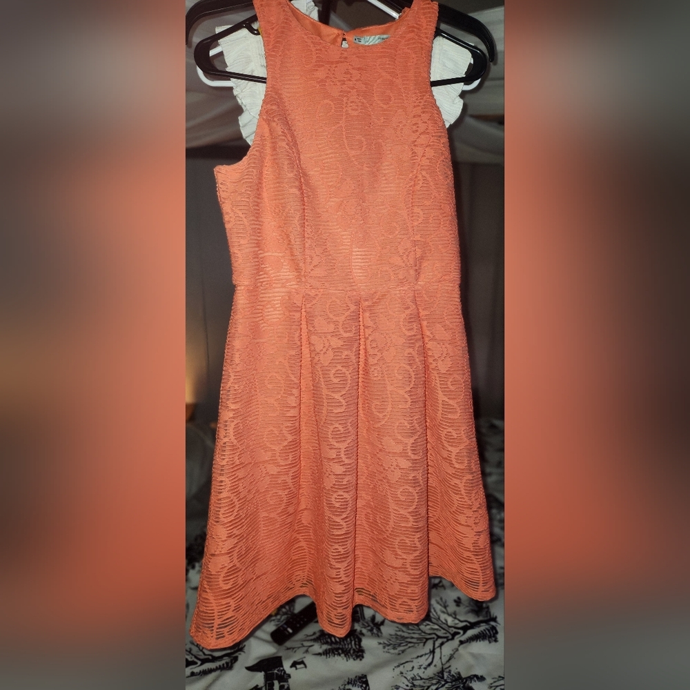 3 Dress Bundle - Picture 8 of 10